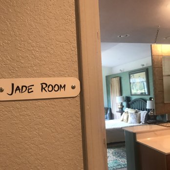 Moondance Sanctuary - Jade room - Vacation Rentals Near Me - Sedona, Arizona