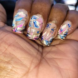 Henrys Nail