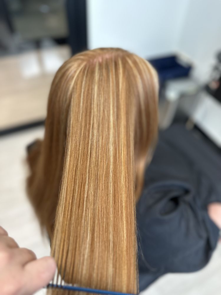 Xpressionz Hair Studio Logo