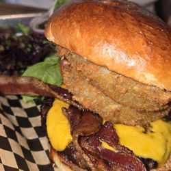 EJ Phair Alehouse & Pub: Alamo - See that onion rings peeking out?