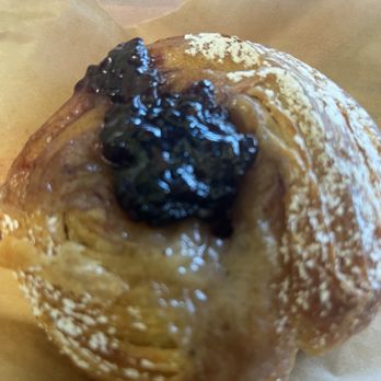 Forma Bakery - Vegan danish with yummy blackberry jam - Bakeries Near Me - Oakland, California Forma Bakery - Vegan danish with yummy blackberry jam - Bakeries Near Me - Oakland, California
