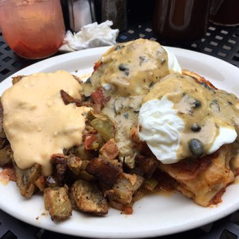 Cafe Madison - green mile beni with the sparkling strawberry lemonade to the side - Breakfast & Brunch Near Me - Albany, New York