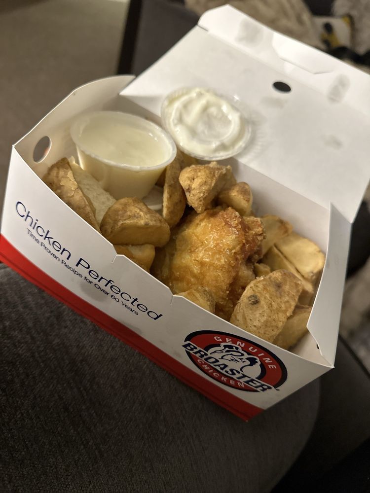 Chicken Connection Logo