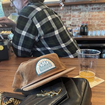 Fife Street Brewing - Nice corduroy hat & Jack! - Brewpubs Near Me - Charleston, West Virginia