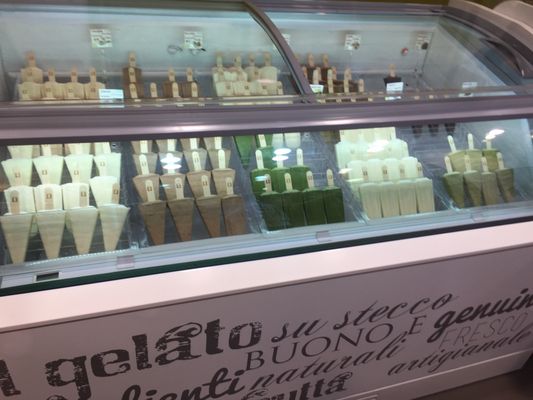 Stickhouse Venezia by null