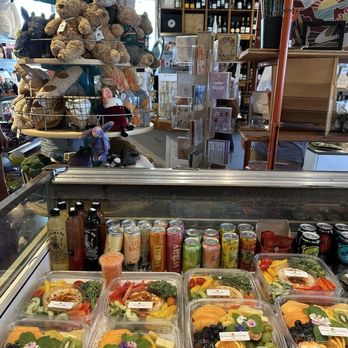 La Grande Orange - To go salad case - Coffee & Tea Near Me - Phoenix, Arizona
