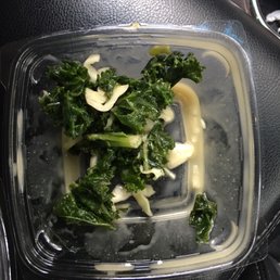 Crunchy kale side salad