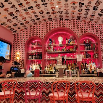 Serendipity 3 - Times Square - Bar - American Near Me - New York, New York Serendipity 3 - Times Square - Bar - American Near Me - New York, New York