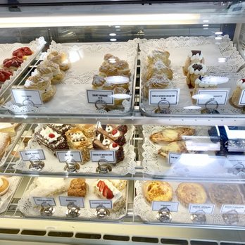 Le Paris Brest Cafe - Patisserie/Cake Shop Near Me - Henderson, Nevada