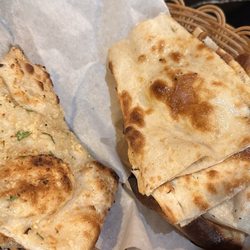 Atrangi - Garlic and Butter Naan