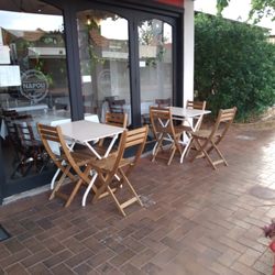 Napoli Wood Fired Pizzeria e Ristorante - Outdoor Seating