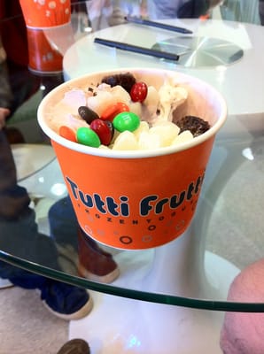 Tutti Frutti Frozen Yogurt by null