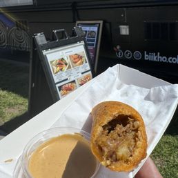 Arepa de carne - mixed in with that dip it was pure