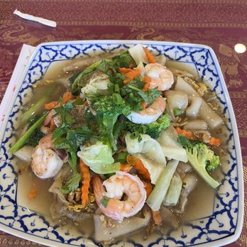 Lao Esan Kitchen - Thai Near Me - Lake Elsinore, California Lao Esan Kitchen - Thai Near Me - Lake Elsinore, California