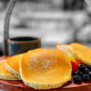 Las Vegas | Carnists + Vegans