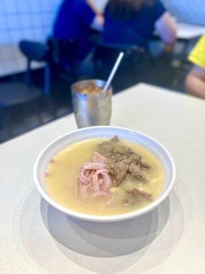 Chrisly Cafe by null