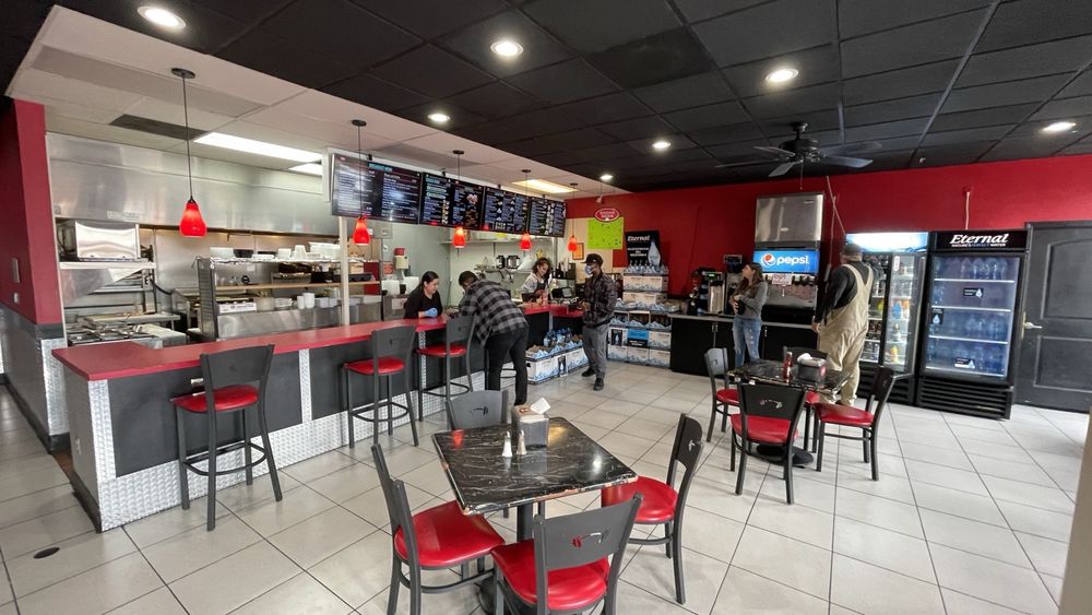 Muscle Maker Grill