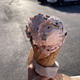They carry Jilbert's ice cream from Marquette. I got the cherry amaretto mackinaw island fudge. So good! Worth the stop. They carry Jilbert's ice cream from Marquette. I got the cherry amaretto mackinaw island fudge. So good! Worth the stop.