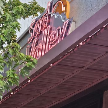 Sad Valley - Cocktail Bars Near Me - Portland, Oregon Sad Valley - Cocktail Bars Near Me - Portland, Oregon