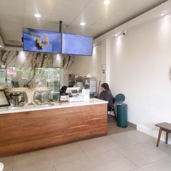 Chapresso - Interior - Bubble Tea Near Me - San Marino, California Chapresso - Interior - Bubble Tea Near Me - San Marino, California