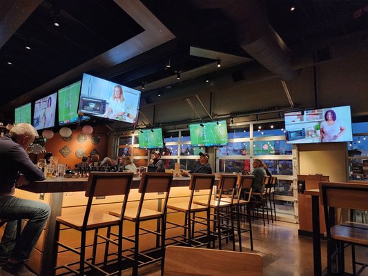 Rock Bottom Restaurant & Brewery by null