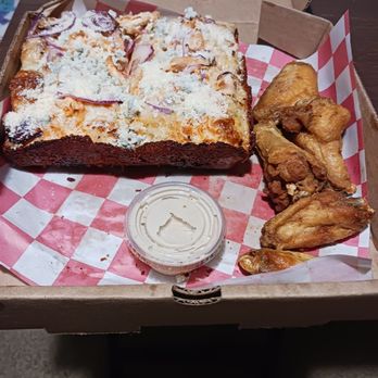 Crusher’s Pizza & Wings - 4 slices of Rich Stadium pizza and 5 pc lemon pepper wings with blue cheese! - Pizza Near Me - Decatur, Georgia Crusher’s Pizza & Wings - 4 slices of Rich Stadium pizza and 5 pc lemon pepper wings with blue cheese! - Pizza Near Me - Decatur, Georgia