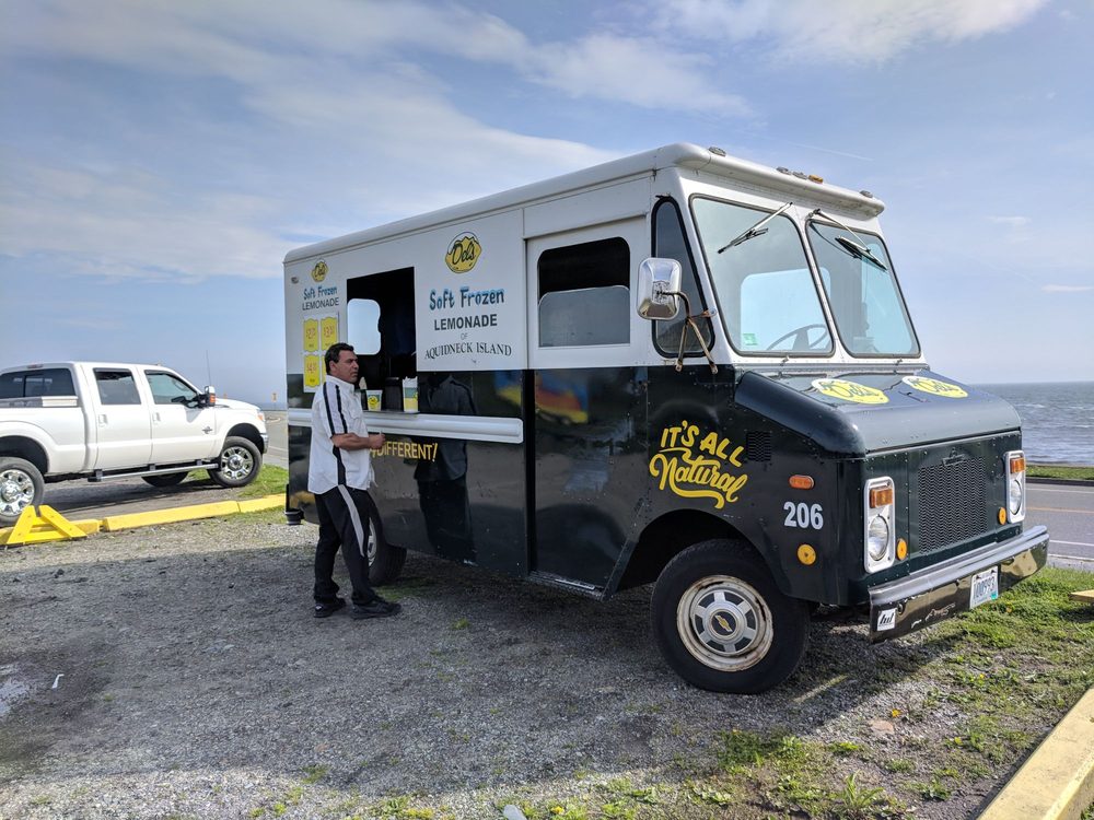 DEL’S LEMONADE Updated July 2024 Ocean Drive, Newport, Rhode Island