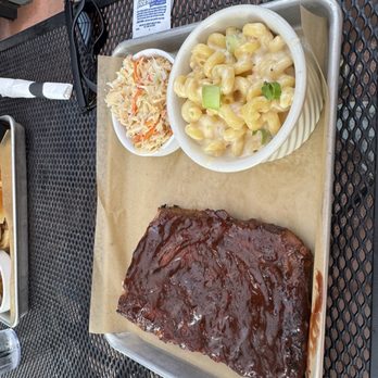 1928 Public House - Smoke show - Ribs, coleslaw and Mac n cheese - American Near Me - Middleburg Heights, Ohio 1928 Public House - Smoke show - Ribs, coleslaw and Mac n cheese - American Near Me - Middleburg Heights, Ohio