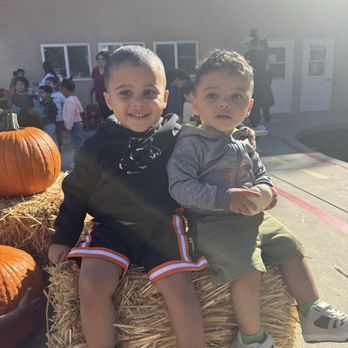 Rainbow Early Learning Center - Harvest festival - Child Care & Day Care Near Me - Winnetka, California Rainbow Early Learning Center - Harvest festival - Child Care & Day Care Near Me - Winnetka, California