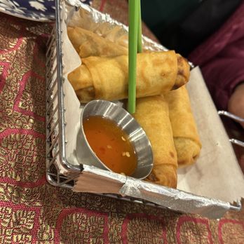Basil Cafe Thai Cuisine - Veggie Egg Rolls - Thai Near Me - St Paul, Minnesota Basil Cafe Thai Cuisine - Veggie Egg Rolls - Thai Near Me - St Paul, Minnesota