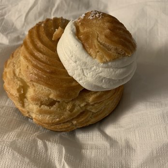 Honeymoon Bakery - Creme Puff - Desserts Near Me - Rome, Georgia