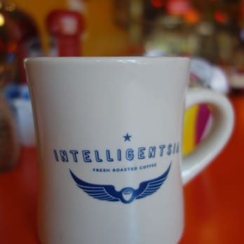 Kitsch'n On Roscoe - Bottomless Coffee from Intelligentsia - Breakfast & Brunch Near Me - Chicago, Illinois Kitsch'n On Roscoe - Bottomless Coffee from Intelligentsia - Breakfast & Brunch Near Me - Chicago, Illinois