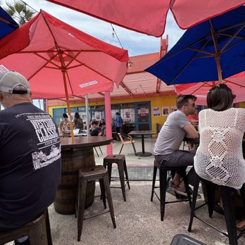 Nalu Vida - Bars Near Me - Venice, California