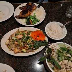 Silk Thai Cafe - Perfect Friday Date spot!