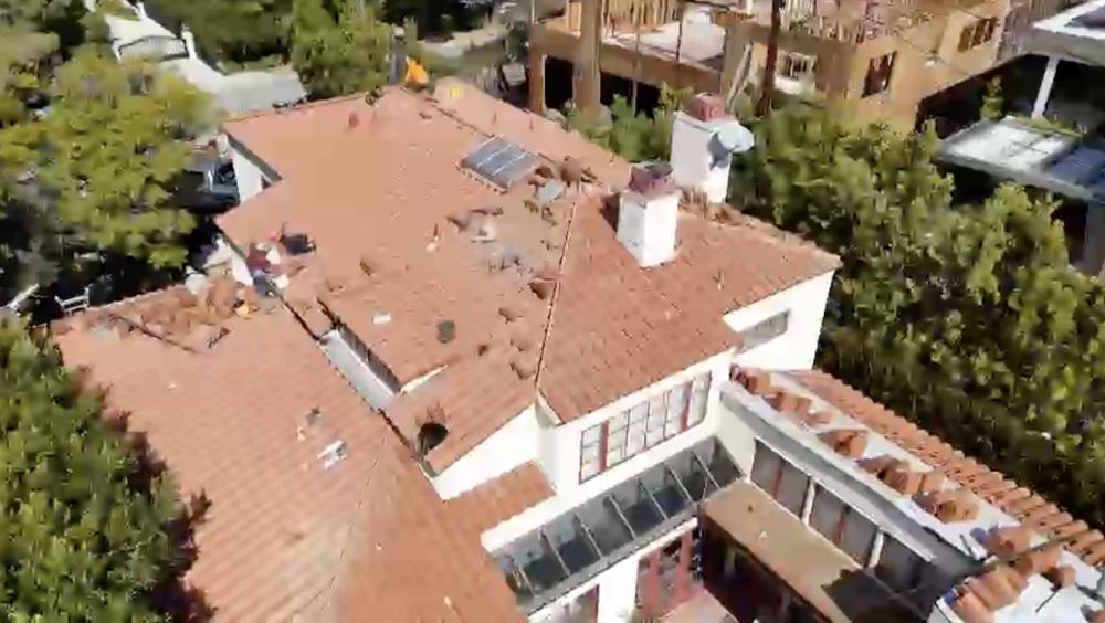 Slide of Best Roofing Solution