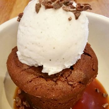 True Food Kitchen - Flourless chocolate cake - New American Near Me - Denver, Colorado True Food Kitchen - Flourless chocolate cake - New American Near Me - Denver, Colorado