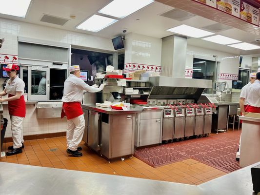 In-N-Out Burger by null