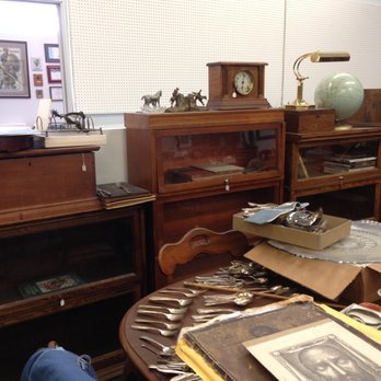 Vintage Junktion - Antiques Near Me - Los Angeles, California Vintage Junktion - Antiques Near Me - Los Angeles, California
