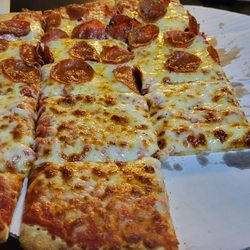 Center Village Pizza