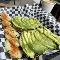 Hasta Muerte Coffee - Avocado on toast