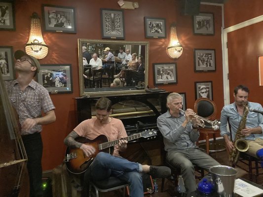 21st Amendment Bar at La Louisiane by null