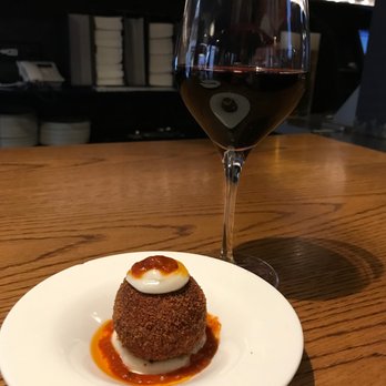 Tapeo - Bomba, yum - Tapas Bars Near Me - Barcelona, B Tapeo - Bomba, yum - Tapas Bars Near Me - Barcelona, B