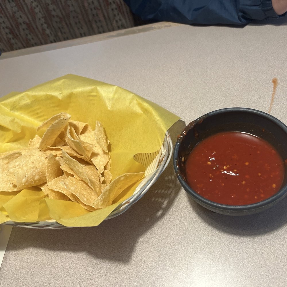 El Palenque Mexican Restaurant - Chips and salsa - Mexican Near Me - Santa Maria, California El Palenque Mexican Restaurant - Chips and salsa - Mexican Near Me - Santa Maria, California
