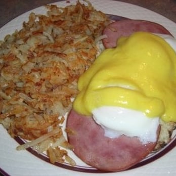 Broadway Diner - Eggs Benedict x3 - Diners Near Me - Bayonne, New Jersey