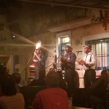 Cafe La Trova - Live music - Cocktail Bars Near Me - Miami, Florida