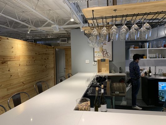 Vinology Bottle Shop + Tasting Bar by null