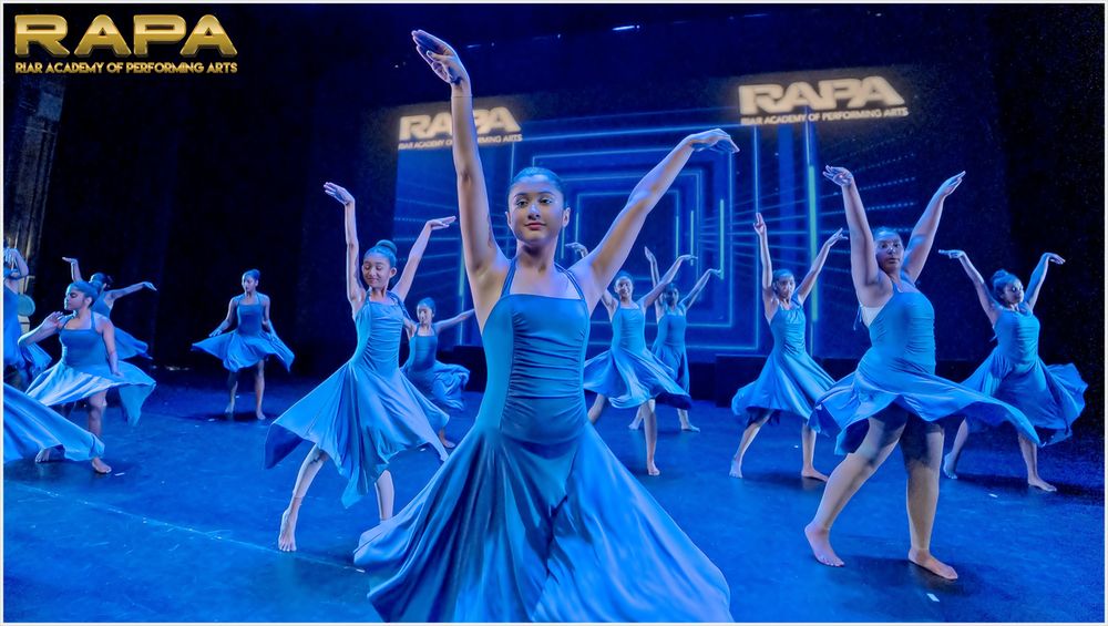 Riar Academy of Performing Arts Logo