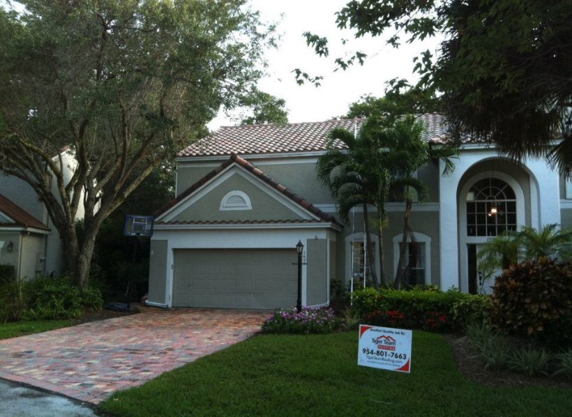 Slide of Tiger Team Roofing