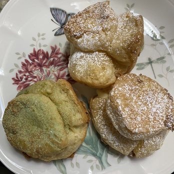 Beard Papa's - Sugar Land - Green tea cream puff and vanilla cream puffs. - Bakeries Near Me - Sugar Land, Texas Beard Papa's - Sugar Land - Green tea cream puff and vanilla cream puffs. - Bakeries Near Me - Sugar Land, Texas