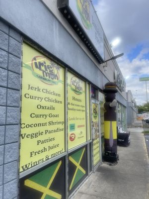 Irie Mon Cafe by null